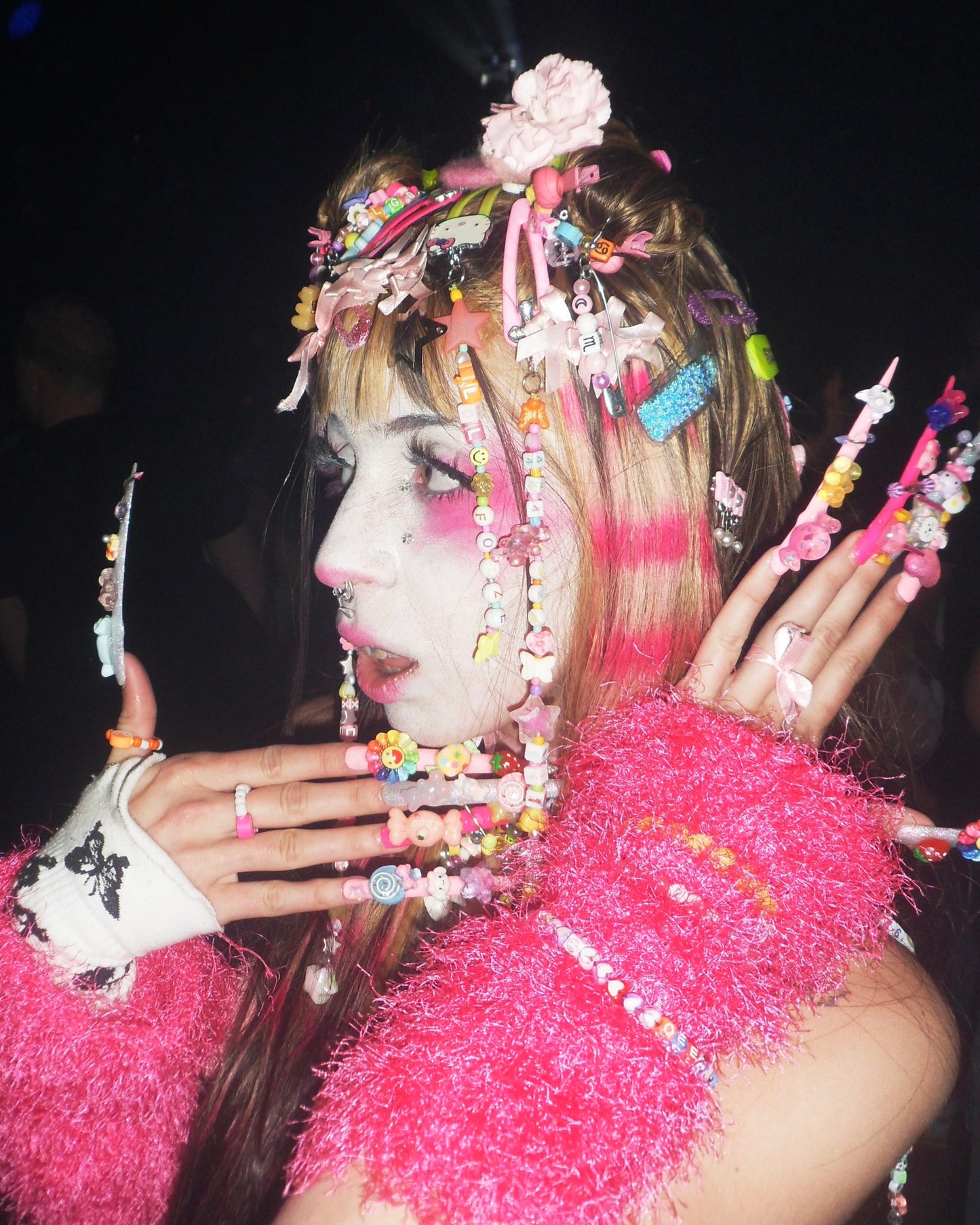 model with harakuju hairclips